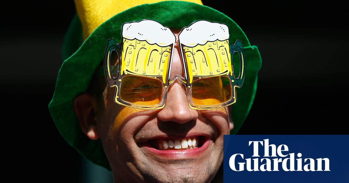 University researches the science behind the ‘beer goggles’ effect University researches the science behind the ‘beer goggles’ effect