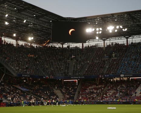 Moon 1-0 Sun (VAR check complete)