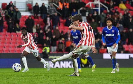 Milan Smit scores Stoke’s third against Ipswich