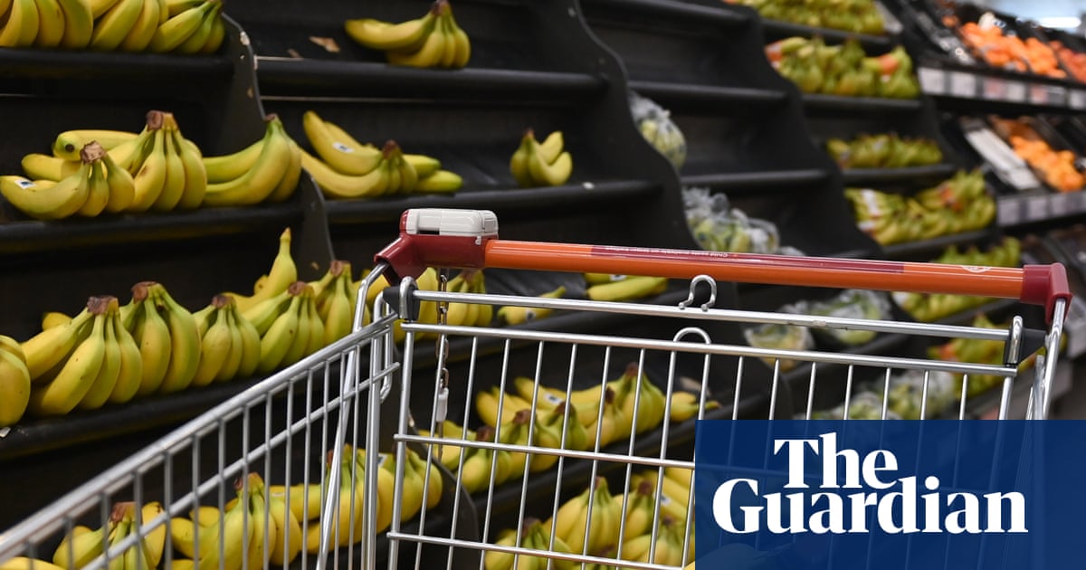 Rising UK food prices turn cash-strapped shoppers away from high street