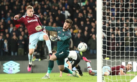 Jarrod Bowen of West Ham United scores the opener from.