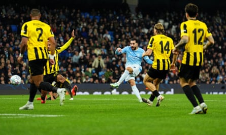 Rayan Cherki shoots and scores for Manchester City