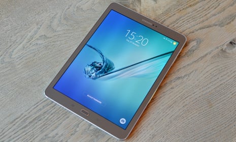 No new iPads? This big-screen Samsung tablet could be your holiday