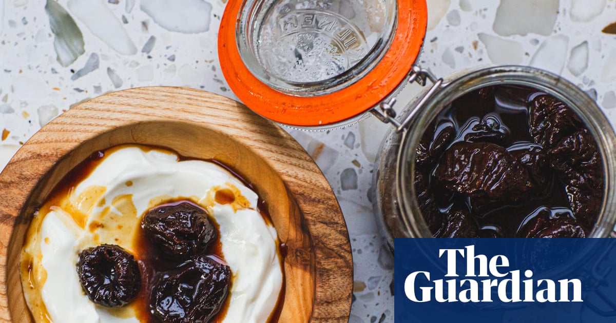 How to use a spent tea bag to make a boozy, fruity treat recipe | Waste not