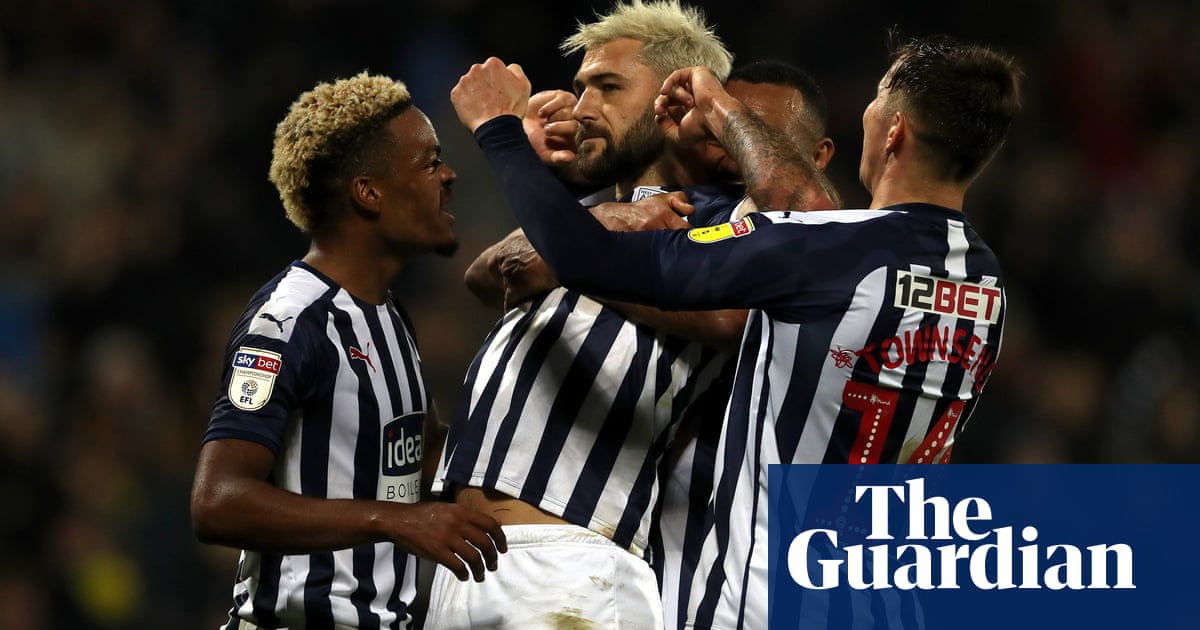 Football League: West Brom and Leeds keep up pace at top with late winners
