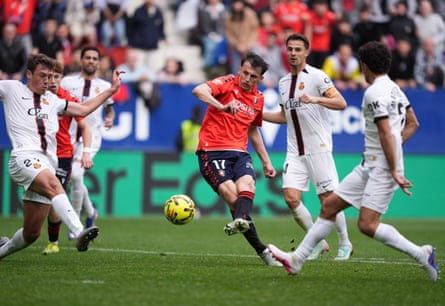 Ante Budimir scores his equaliser for Osasuna in the 94th minute against Mallorca