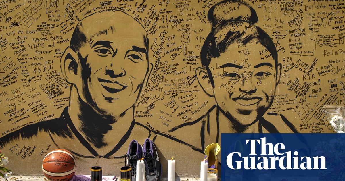 Murals Honor Kobe Bryant And His Daughter Gianna In Pictures Sport The Guardian