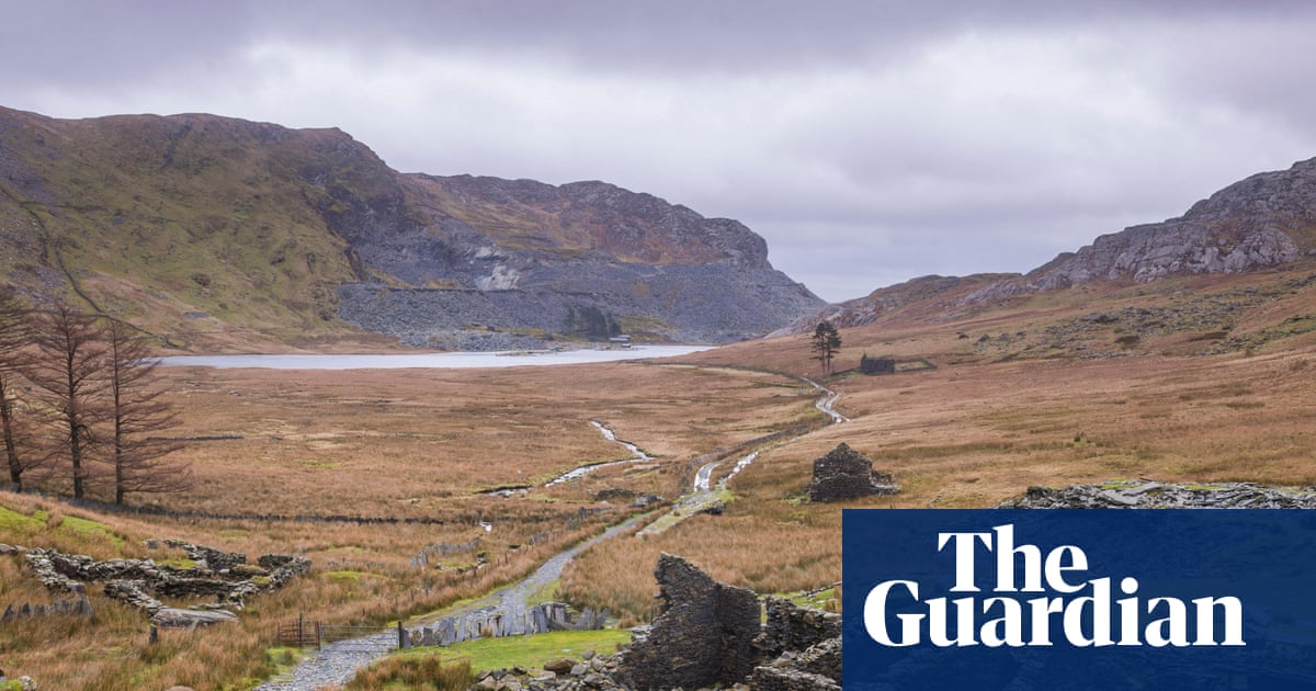 ‘Looming stone towers like Maya temples’: a hike through Snowdonia’s slate country