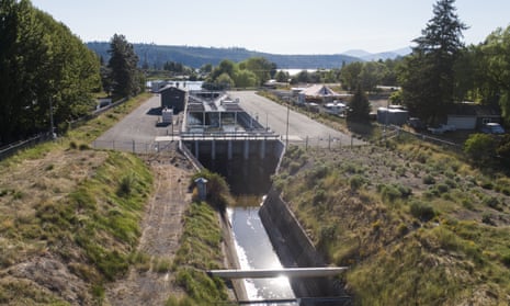 The downstream side of the headgates of a canal fed by Upper Klamath Lake. 