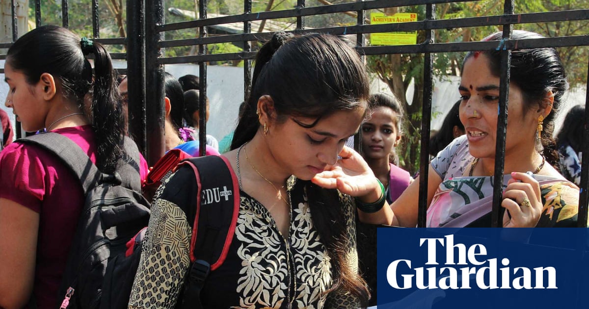 Fracaso en el examen: Estudiantes indios se quejan en masa sobre errores de calificación en exámenes finales clave