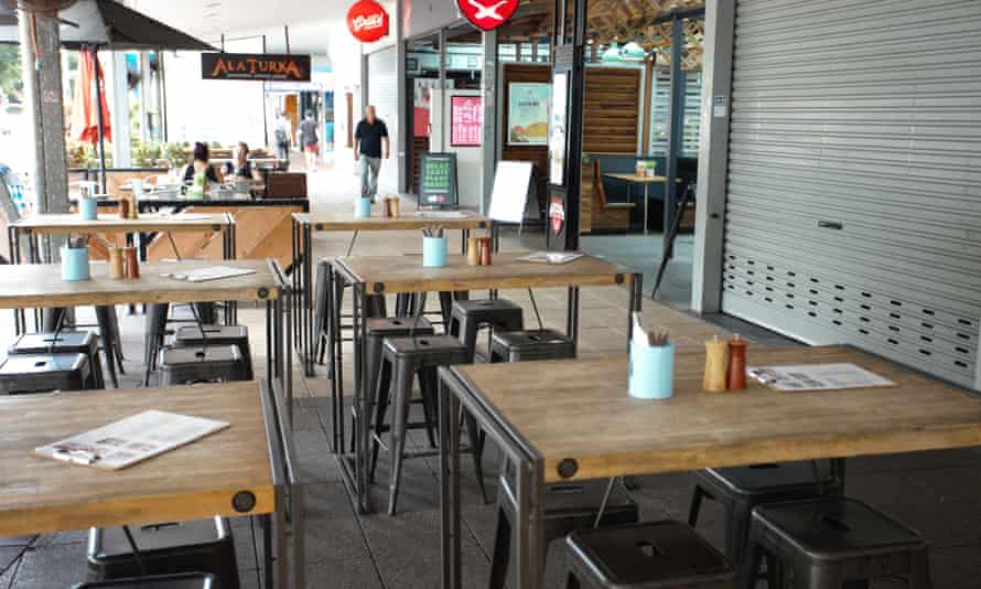 An abandoned Cairns Esplananade at lunchtime on 6 March 2020.