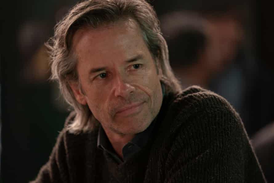 Richard (Guy Pearce).