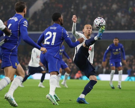 Chelsea v Tottenham: Premier League – live