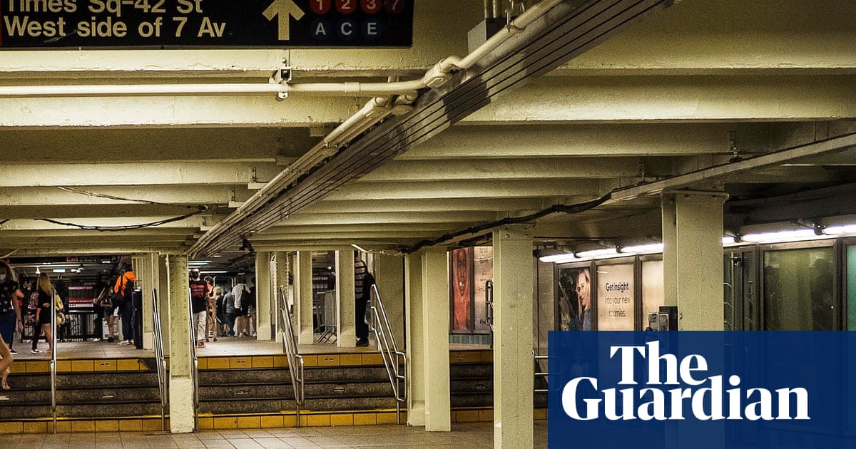 Woman pushed to her death in front of New York subway train
