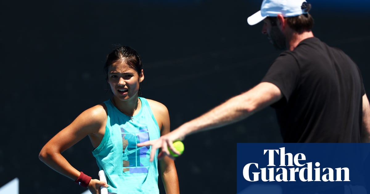 ‘It’s awkward’: how tennis stars tread tricky tightrope with coaches