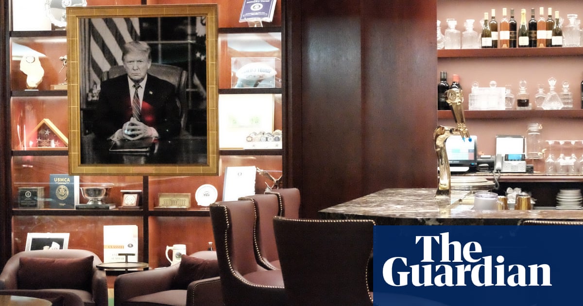 Trump’s new Manhattan bar: serving rip-off drinks and a side of narcissism