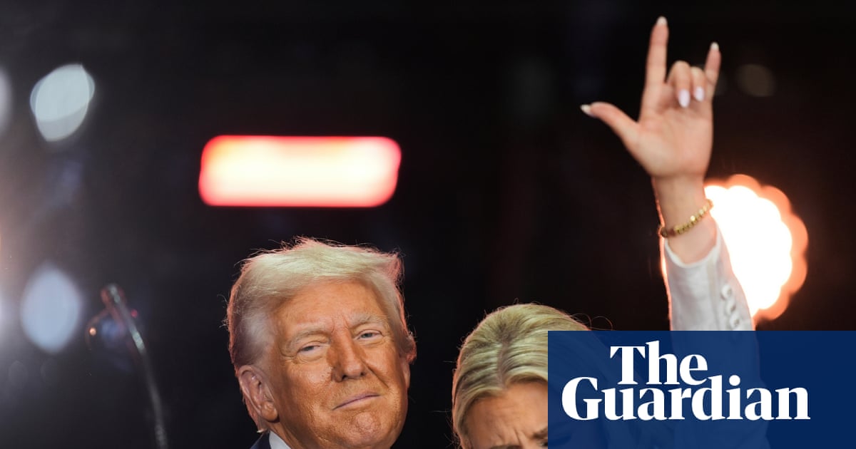 Tens of Thousands Attend Charlie Kirk Memorial in Arizona with Religious and Political Revival