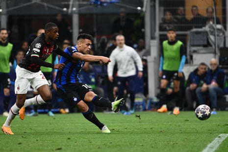 Lautaro Martinez scores for Inter!