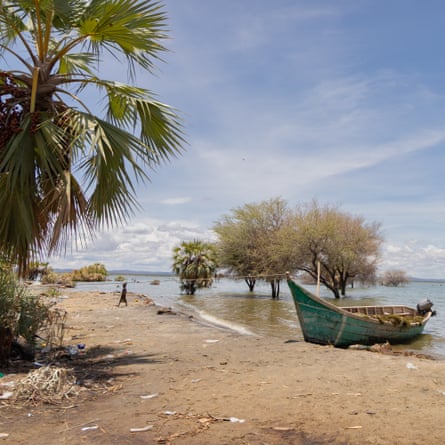 The lakeshore in Lochilet village
