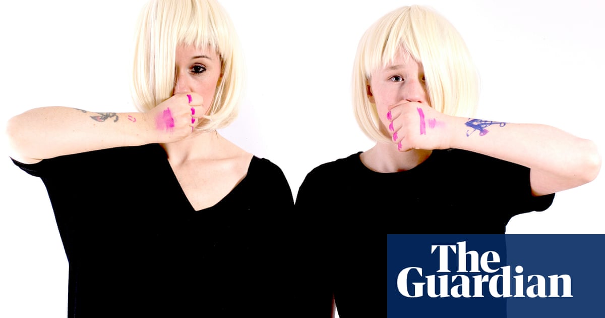 Maddie Ziegler Height And Age Sia Brings A Mother And Son