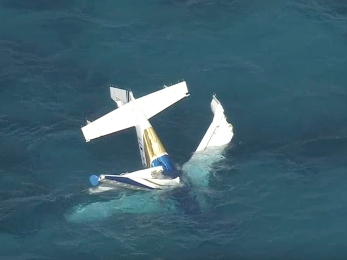 Bush Plane Crash Into Water bush-plane-crash-into-water