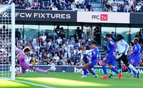 Fulham v Manchester United: Premier League – live