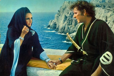 Richard Burton and Elizabeth Taylor in the 1968 film Boom!