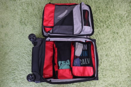 A photo of Amazon Essentials Packing Cubes