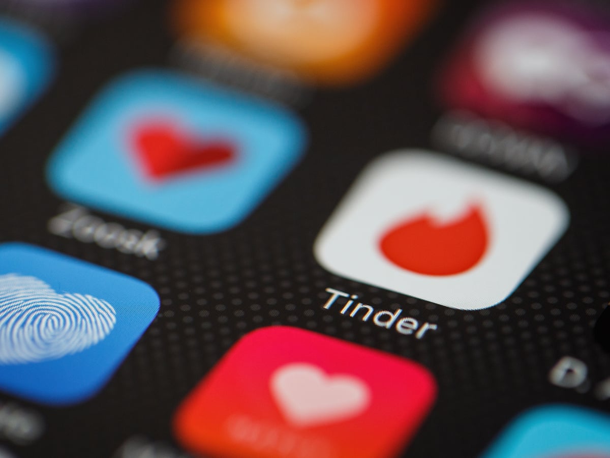 How to Use Online Dating Apps Safely