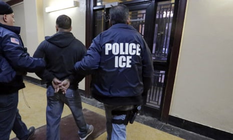 2617.jpg?width=465&dpr=1&s=none&crop=none