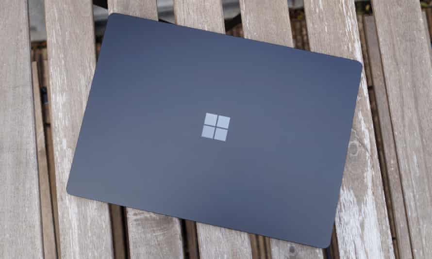 Microsoft Surface Laptop 4 Recenzie