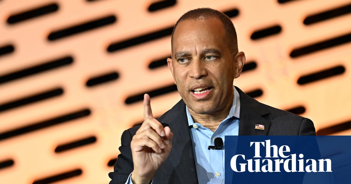 Hakeem Jeffries and Jared Kushner, seen here workshopping the sequel to ‘How to Profit From Public Office Without Technically Calling It Bribery’.