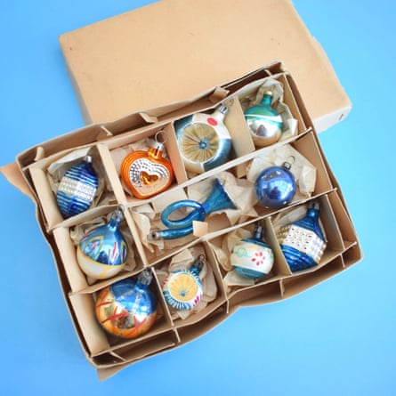 Pineapple Retro vintage 1960s glass Christmas baubles