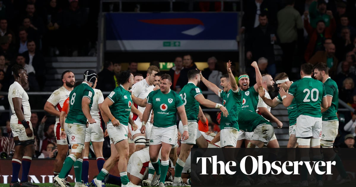 Ireland hold off England to stay in Six Nations title hunt after Ewels’ early red