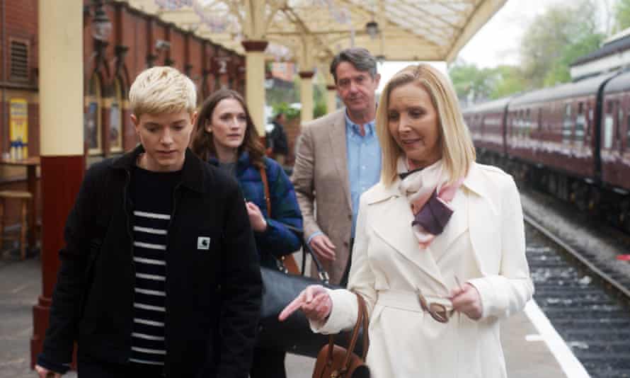 ‘I didn’t want her to think Friends was all we cared about’ … with Lisa Kudrow and Mae Martin in Feel Good.
