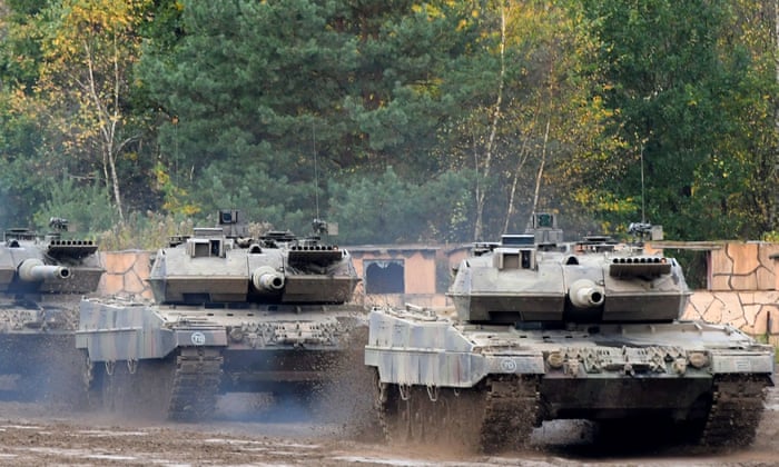Germany faces backlash over reluctance to send tanks to Ukraine | Ukraine |  The Guardian
