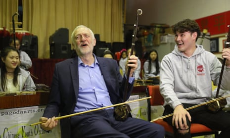 Jeremy Corbyn plays an erhu
