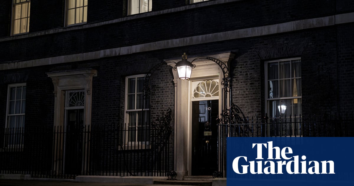 No 10 parties: police will uncover evidence not in Gray report, say ex-staffers