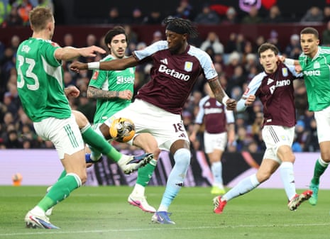 Tammy Abraham of Aston Villa scores his team's first goal.
