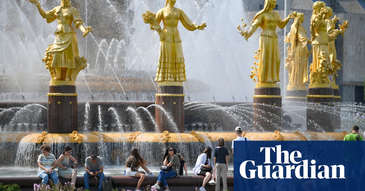 ‘People are turning off’: Muscovites put the war aside and enjoy summer