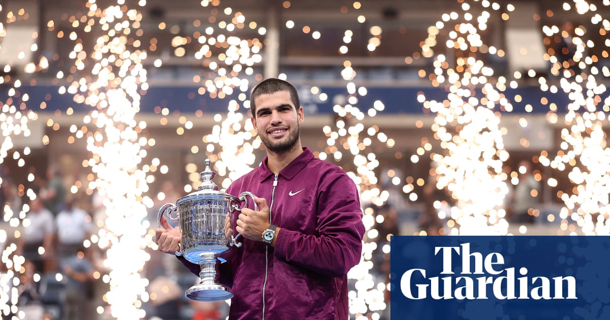 Carlos Alcaraz powers past Jannik Sinner in four sets to win US Open