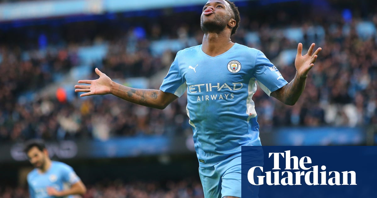 Raheem Sterling takes his chance as Manchester City brush off Everton
