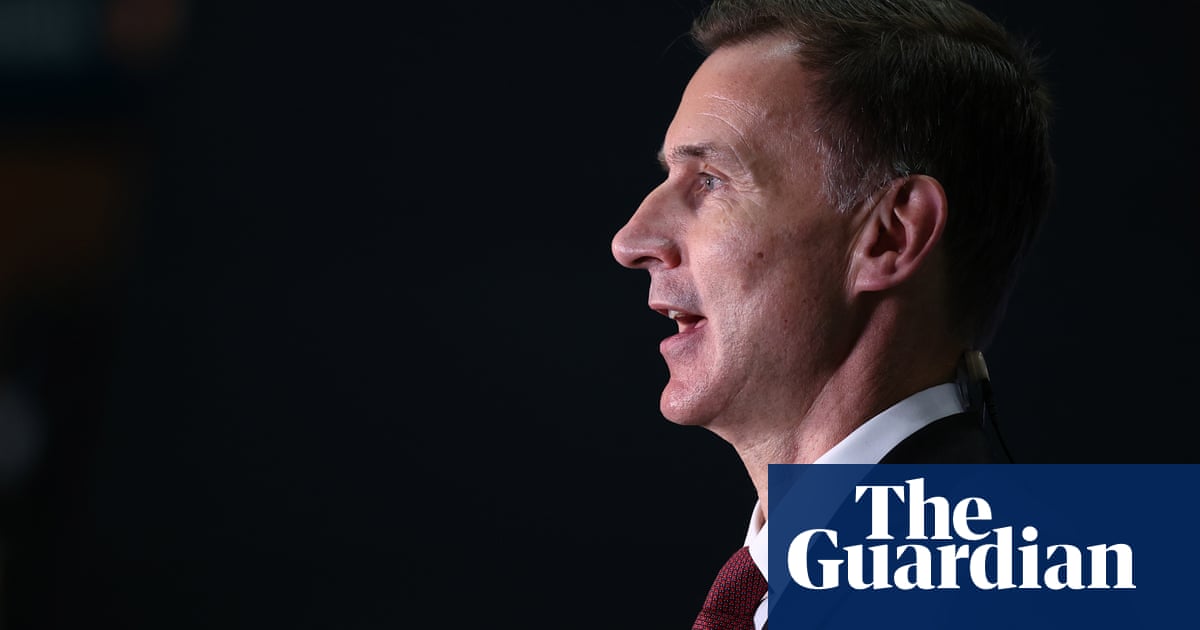 Hunt warned against cutting tax for wealthy while making stealth raid on 36m workers