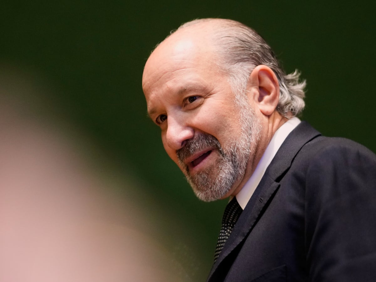 Trump Commerce Secretary Howard Lutnick Arranged to Visit Epstein Island, Files Show