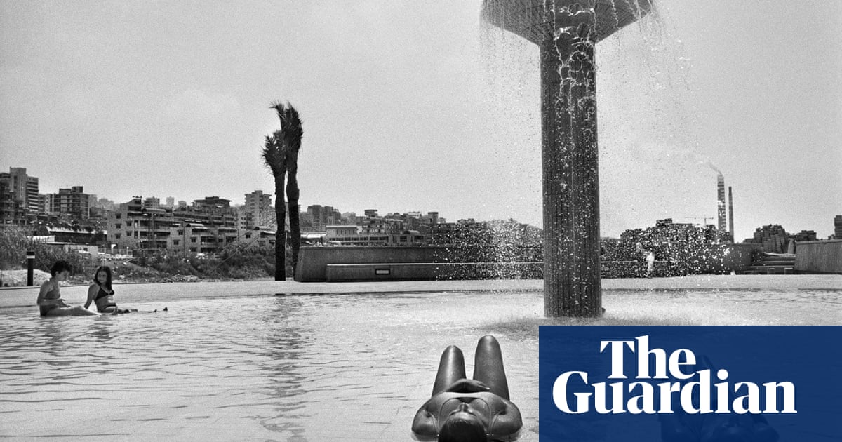 Sunbathers of Beirut: the photographs celebrating everyday life in the Middle East
