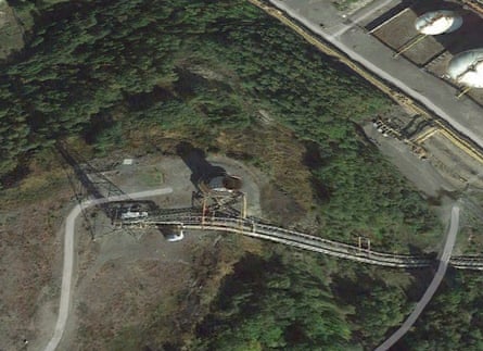 Aerial view o frefinery