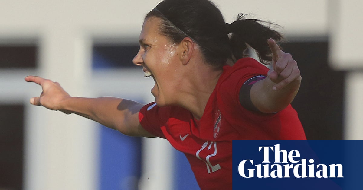 Christine Sinclair, the canny hunter, scores her way into history books