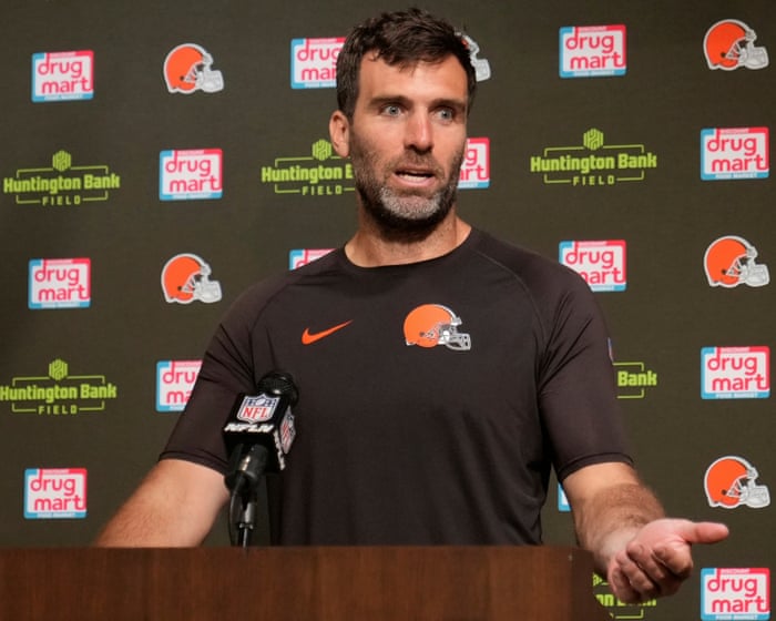 Browns bench Joe Flacco for Dillon Gabriel as Shedeur Sanders waits in the wings