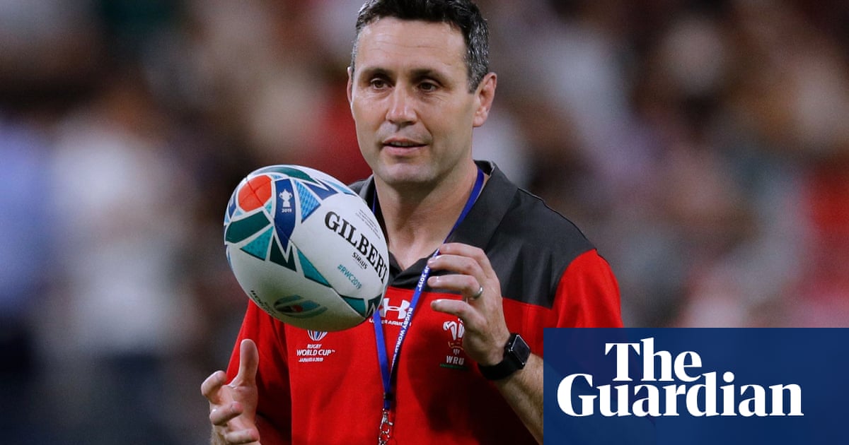 Stephen Jones says it was an ‘instant decision’ to join Wales at World Cup