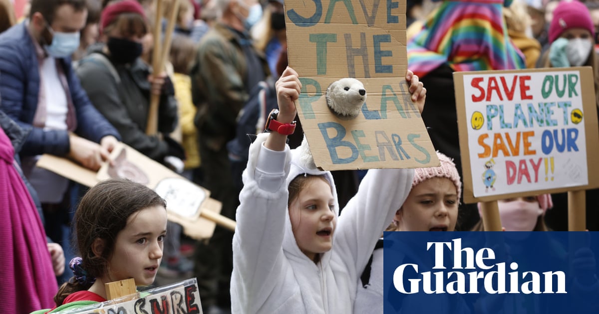 Do not encourage pupils to join climate protests, says draft DfE strategy